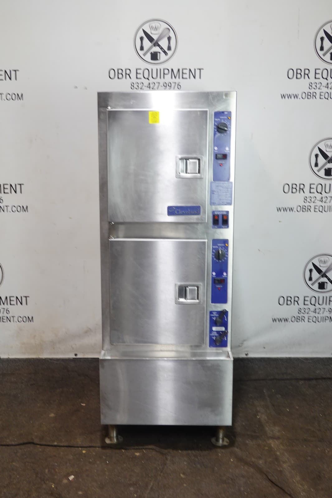 CLEVELAND 10 PAN DOUBLE STACKED NATURAL GAS CONVECTION STEAMER MODEL 24CGA10 2