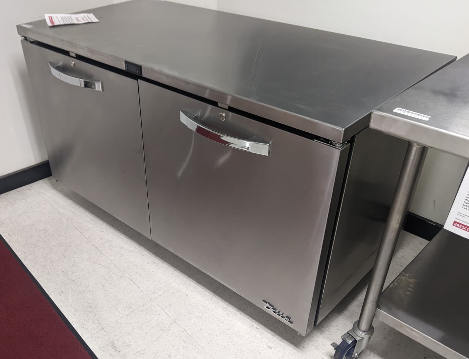 True TUC-60-ADA-HCSPEC3 Undercounter Solid Door Refrigerator, 34" Working Height 2