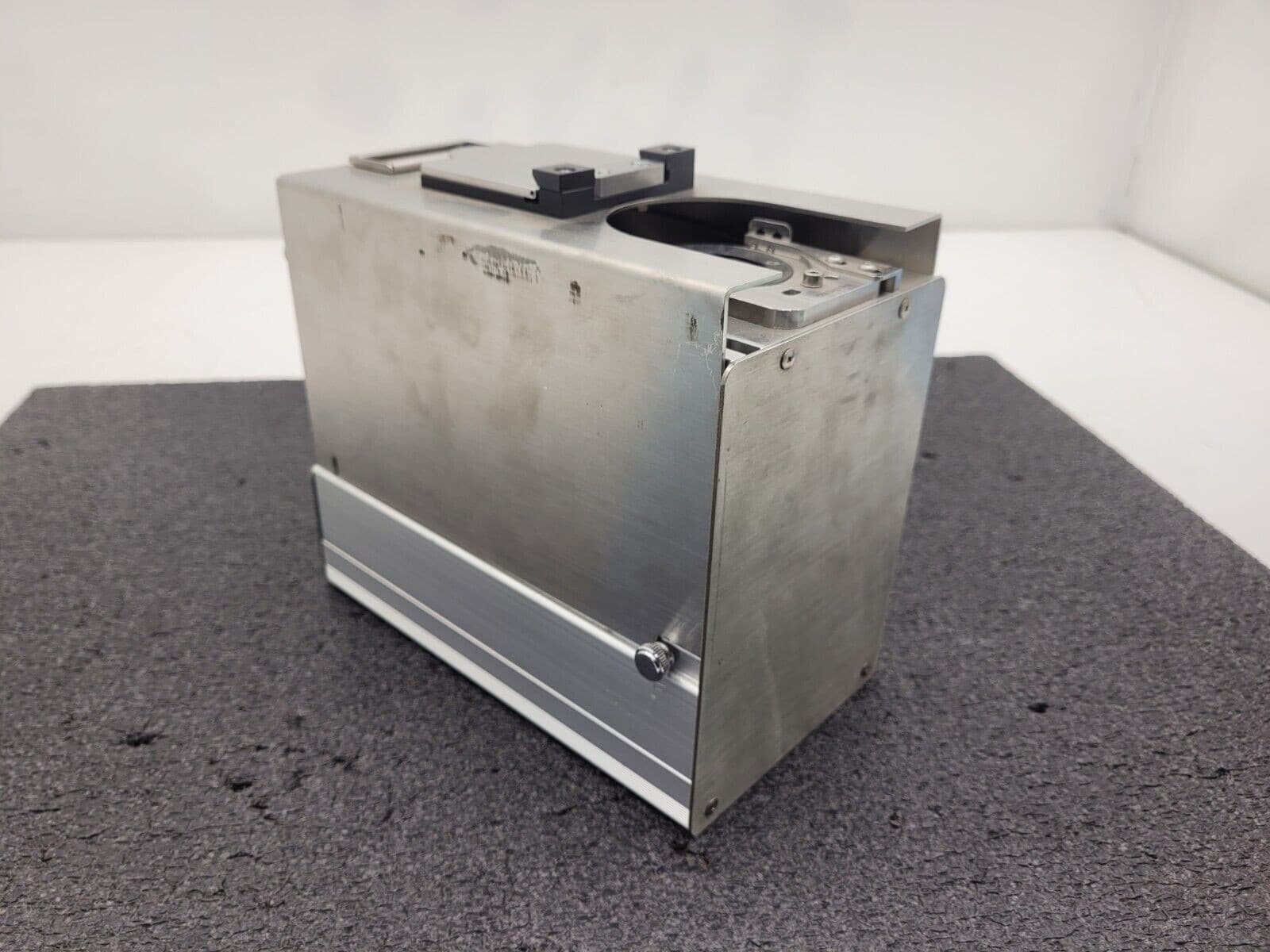 Nitto Seiko CO LTD DF200-CSI-M1 230VAC Disk Type Micro Screw Feeder 2x5mm Max 4