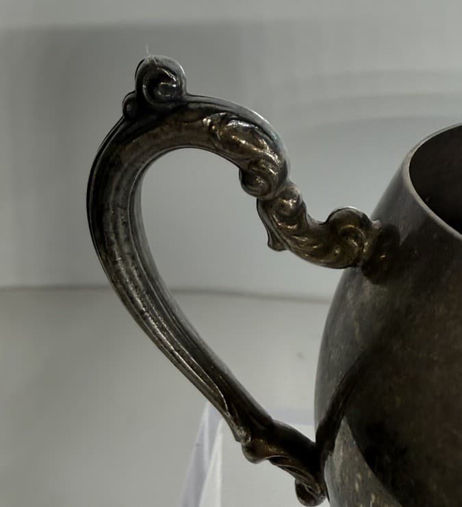 Oneida Vintage Silver-Plated Sugar Bowl 5