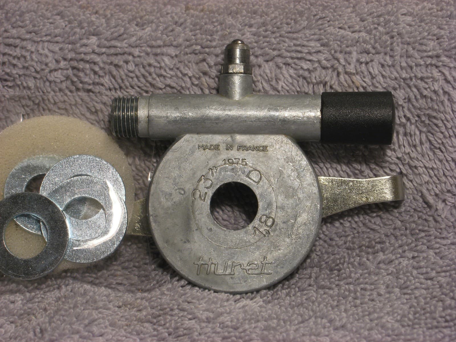 MOTOBECANE MOBYLETTE HURET SPEEDOMETER 23" D SPEEDO DRIVE HUB & HARDWARE KIT NEW 2