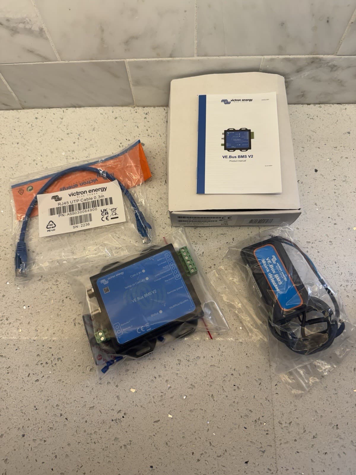 Victron VE.Bus BMS V2 f/Victron LiFePO4 Batteries 12-48VDC - Work w/All VE.Bu...