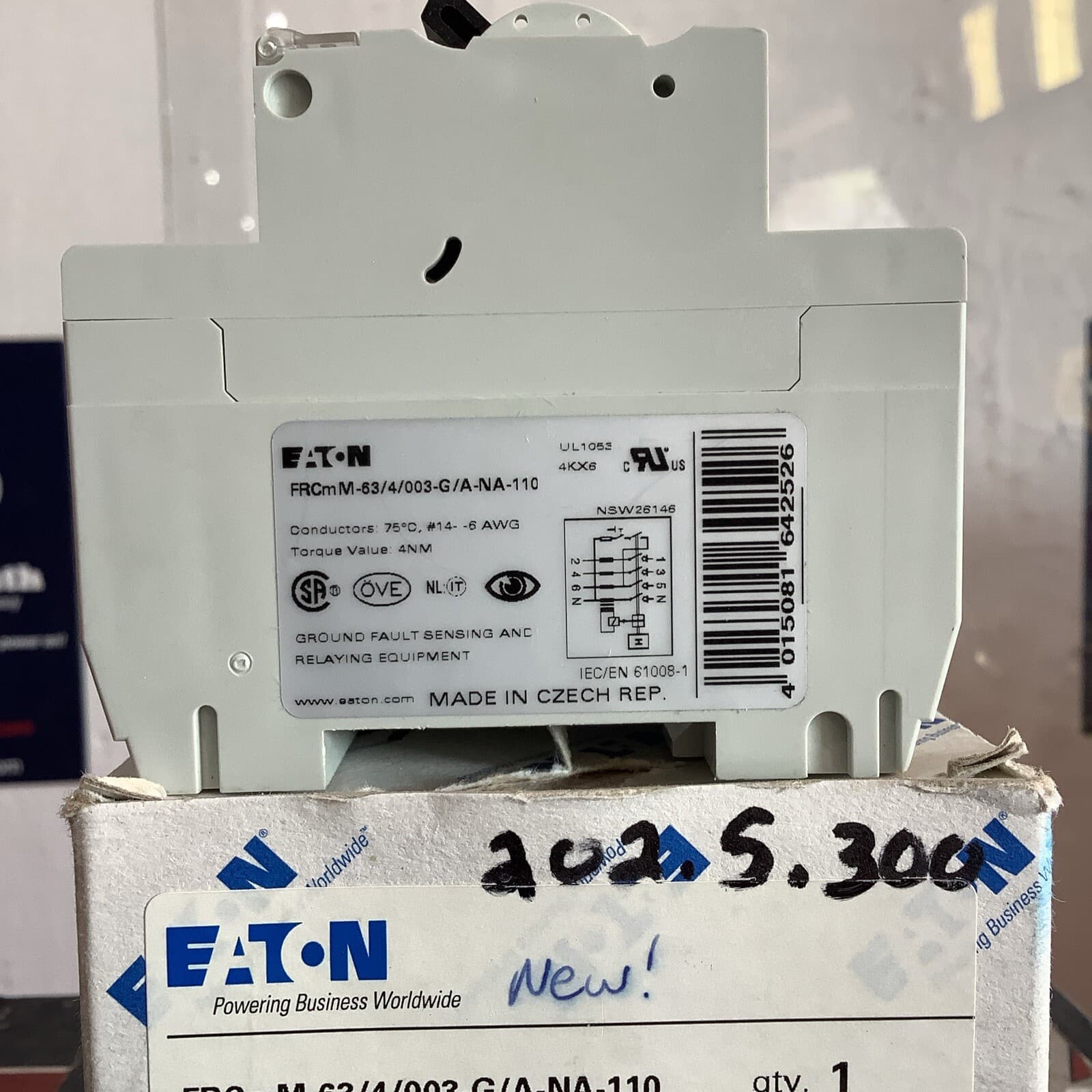 Eaton FRCmM-63/4/003-G/A-NA-110 FiProtect Switch 4