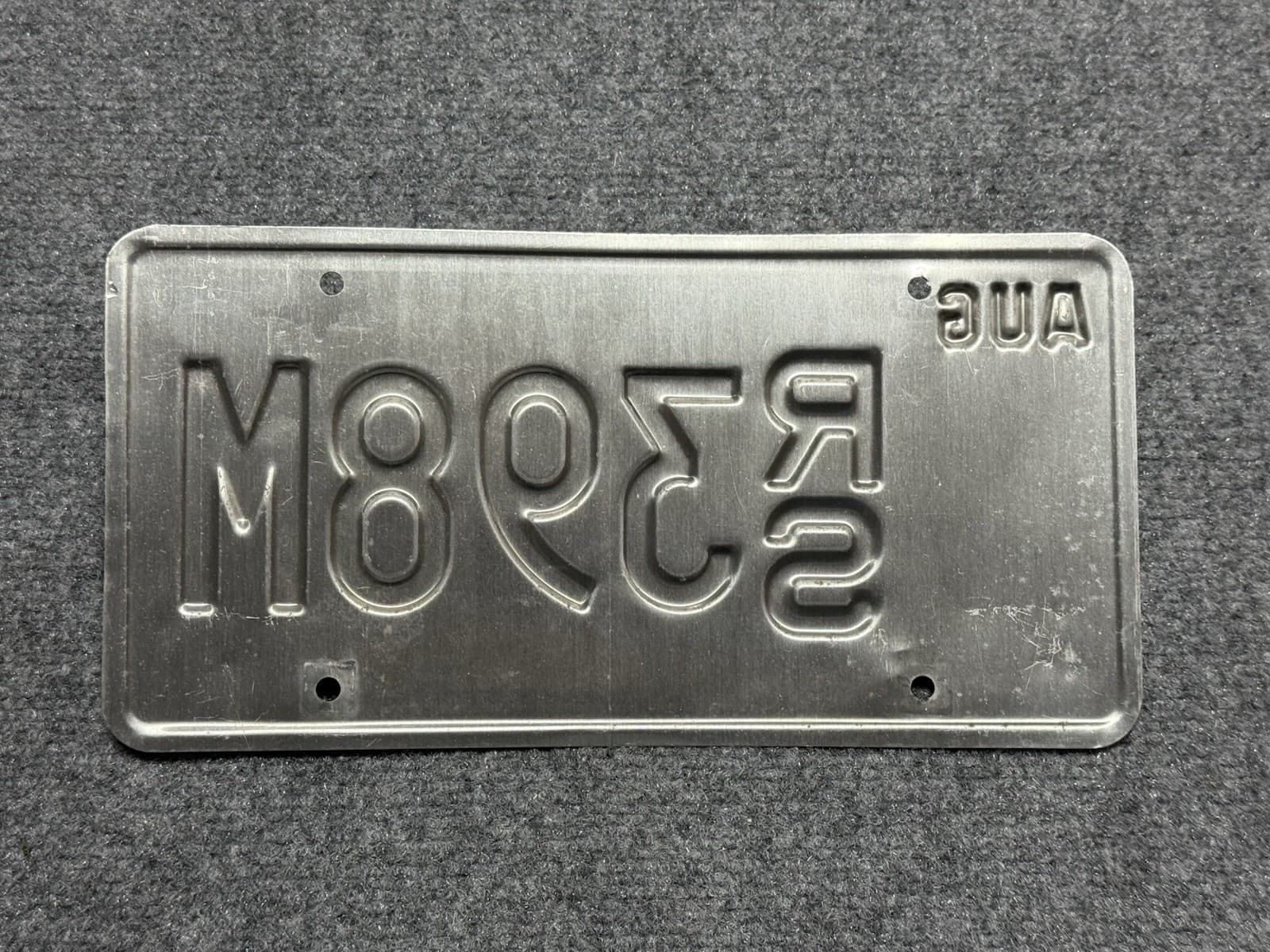 Massachusetts Boston Red Sox License Plate Jimmy Fund 2011 RS398M 2