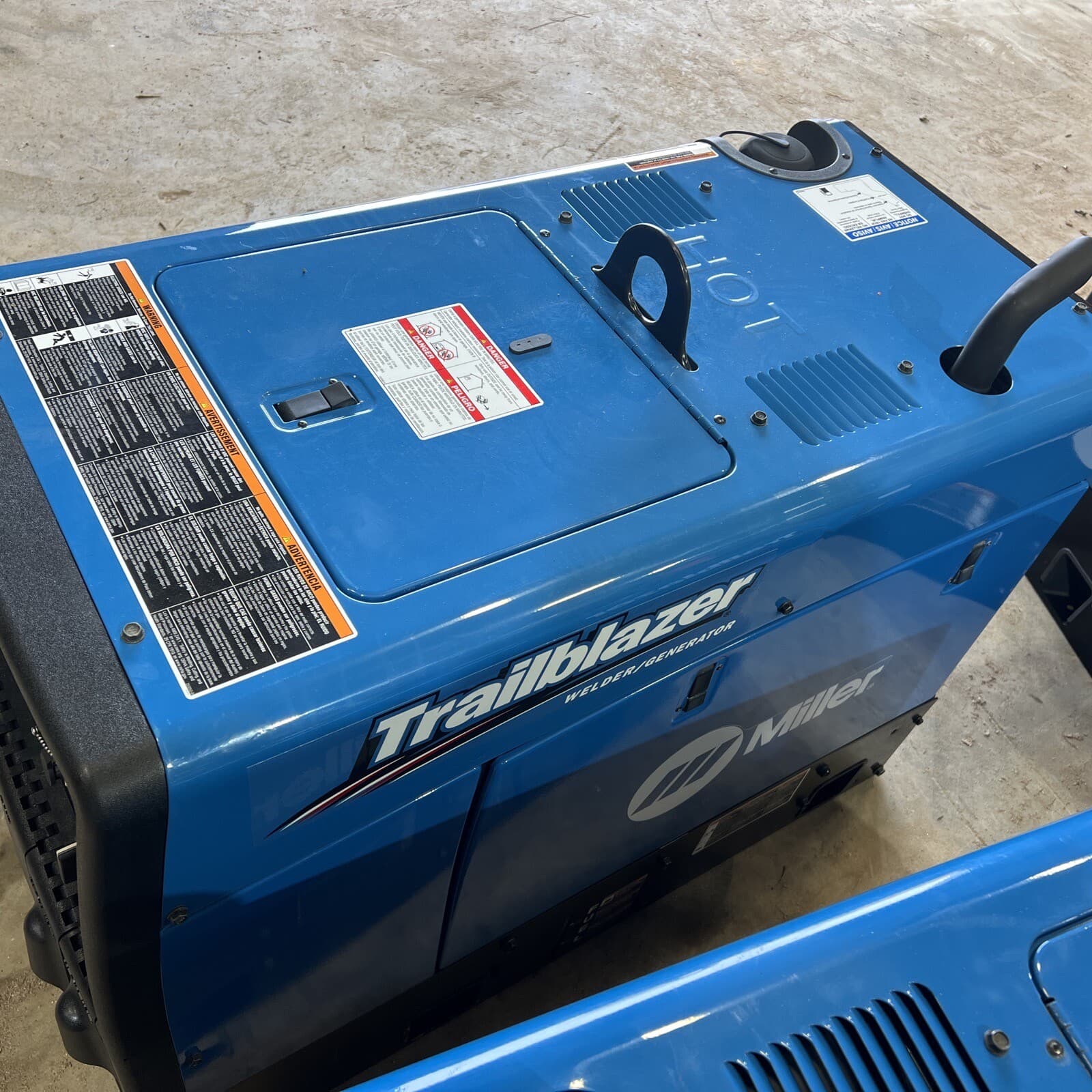Miller Trailblazer 325 Welder / Generator, Kohler Gas Engine, New W/ Warranty 3
