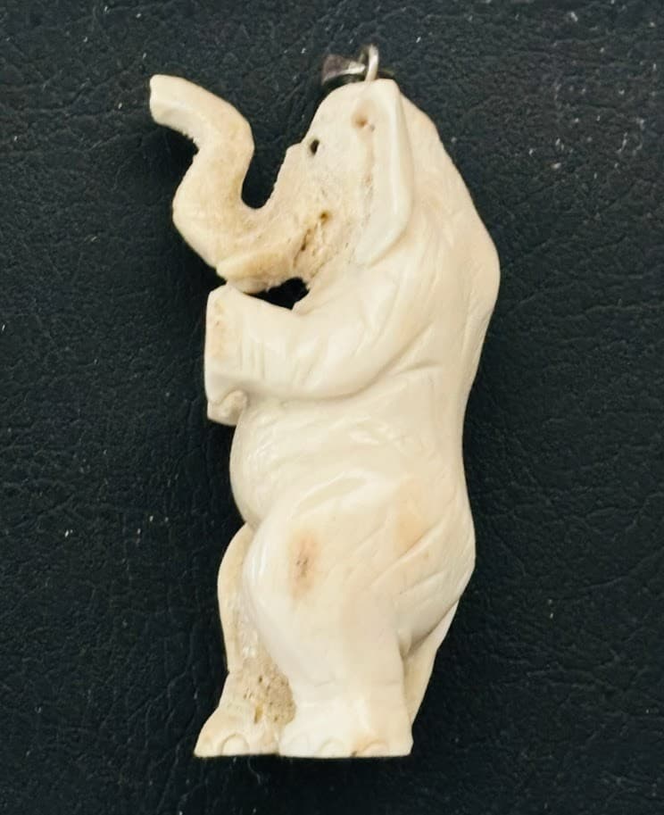 Bali Indie Custom Carved Bone Shed  ELEPHANT Figurine Figure KEYCHAIN Charm 5