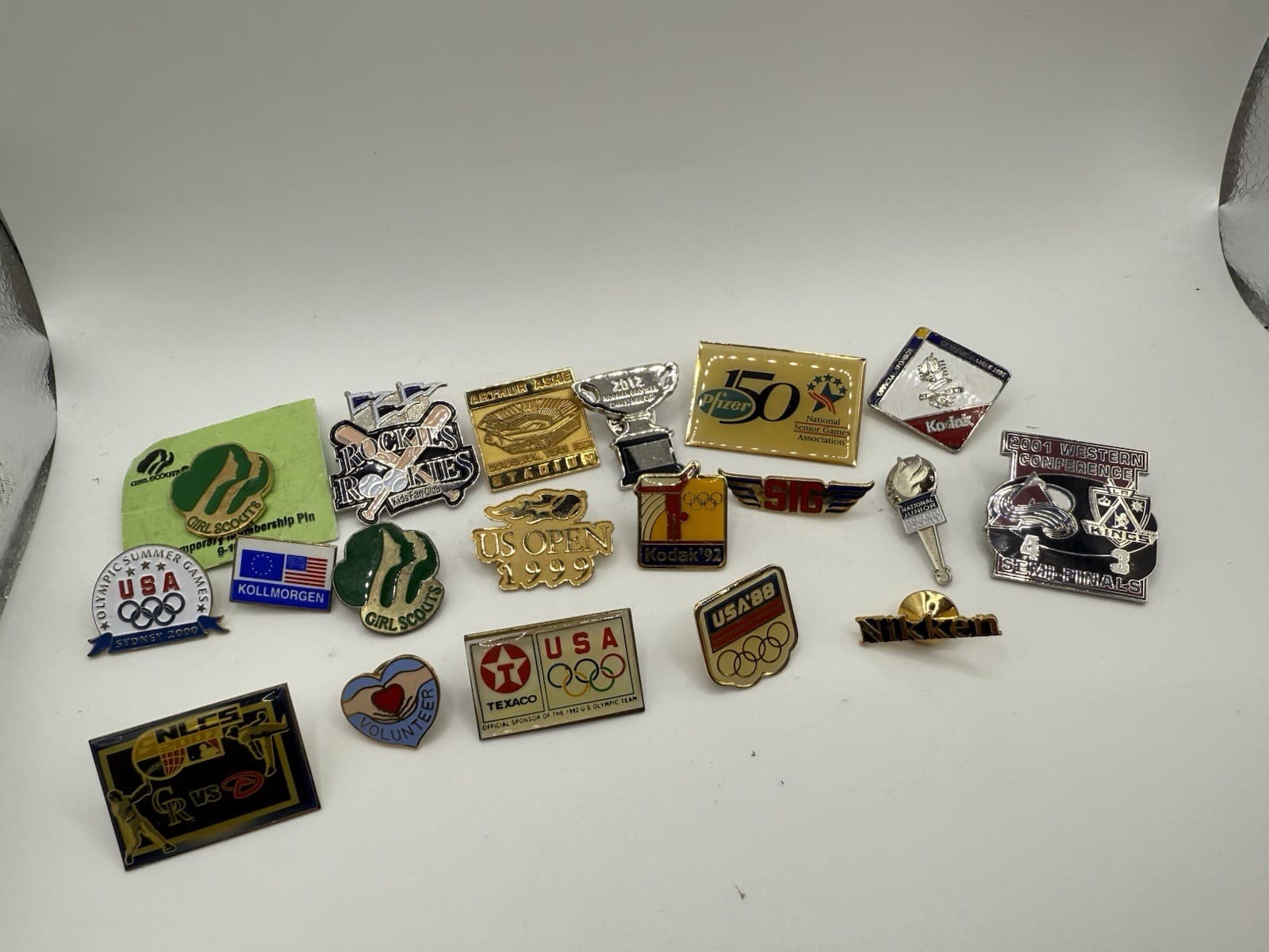 Random Lot of Pins and Badges ... Lot # 3 2