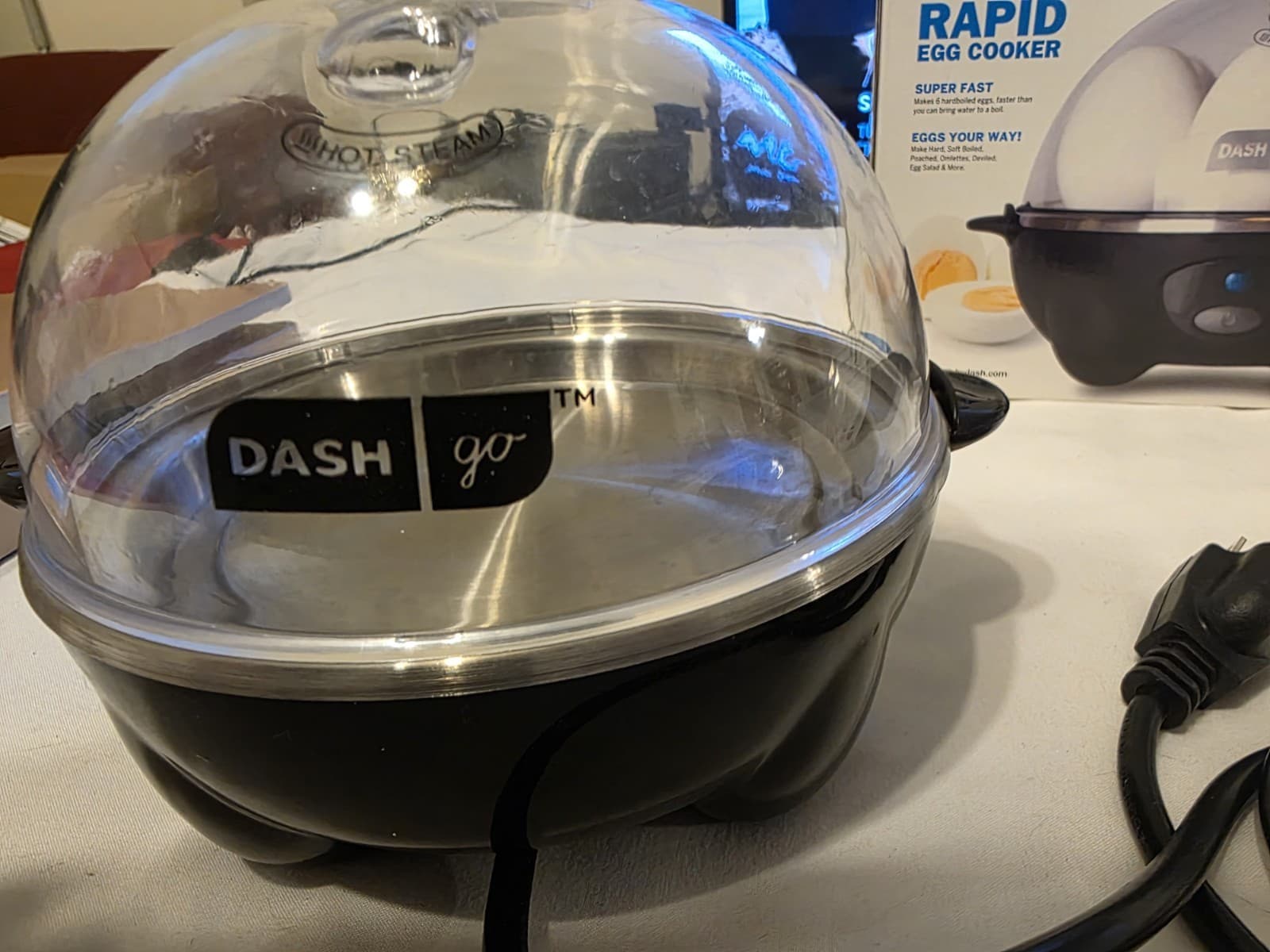 DASH RAPID EGG COOKER 6 CAPACITY ELECTRIC HARD BOILED POACHED SCRAMBLED FREE SH 5