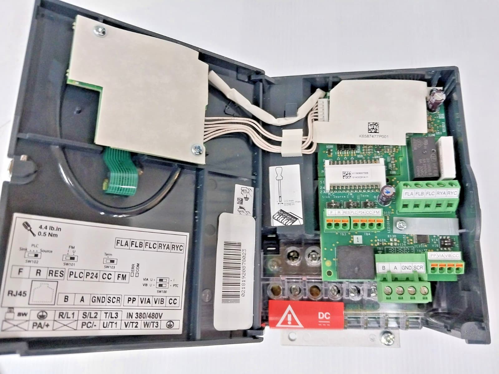 NEW SCHNEIDER 3 HP AC VFD VARIABLE SPEED DRIVE 2.2kW 480 VAC  ATV212HU22N4 3