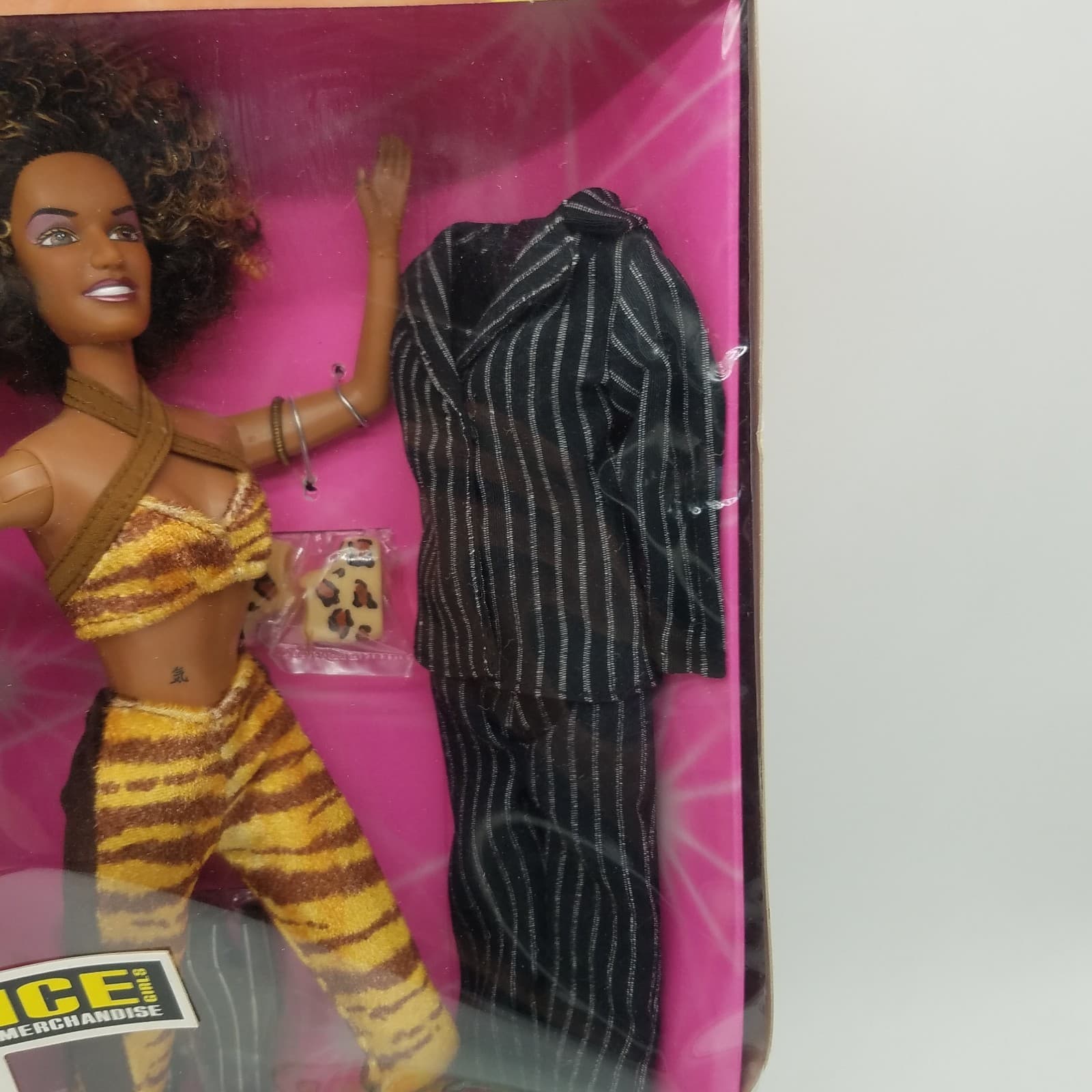 RARE Spice Girls Spice It Up Scary Spice Mel B Doll NEW IN Box 1999 Opener 6