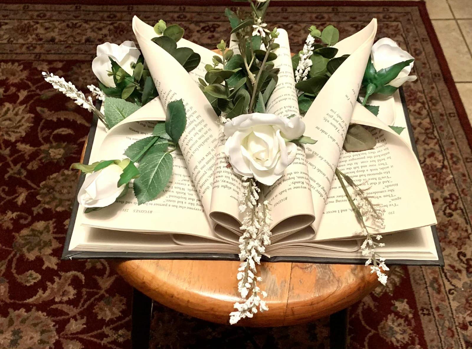 9 Whimsical Romantic Wedding Centerpieces 4