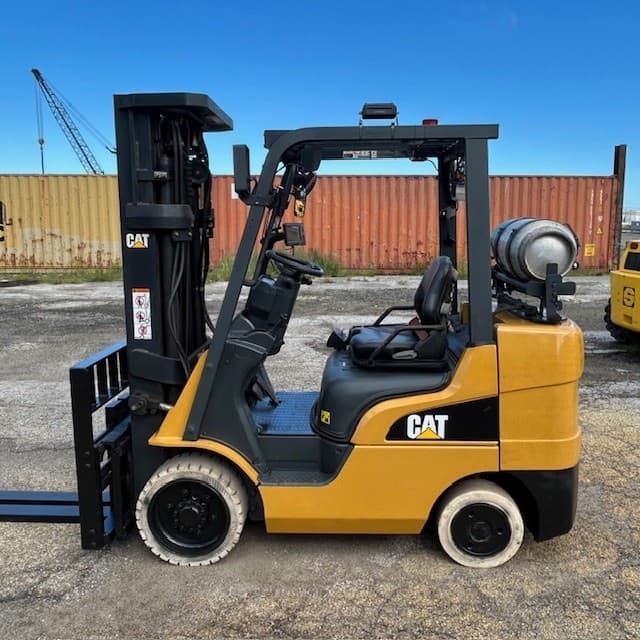 2019 Cat 2C6000 6000lb Used Forklift Triple Mast Sideshift Fork Positioner