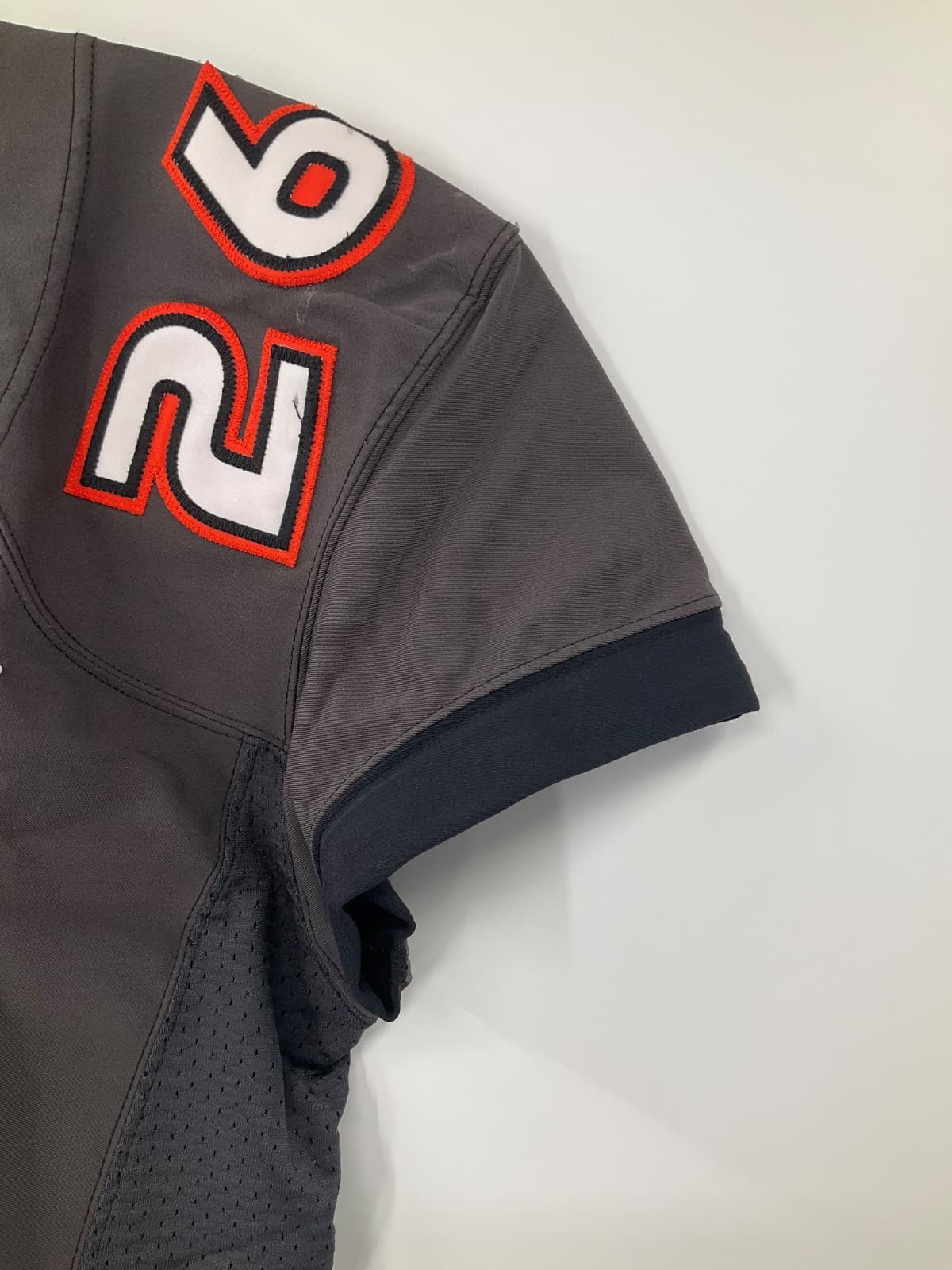 #26 MIAMI HURRICANES GAME USED NIKE JERSEY SIZE: 40 5