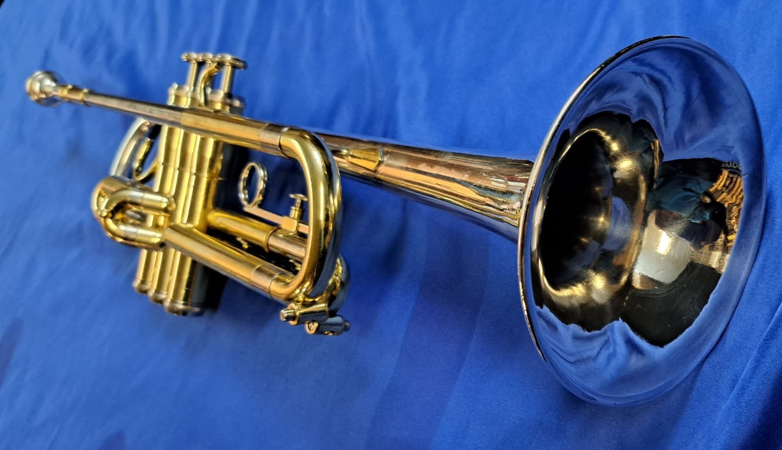 Getzen + Bach 37 Stradivarius silverplated Bell Bb Trumpet - Serviced 4