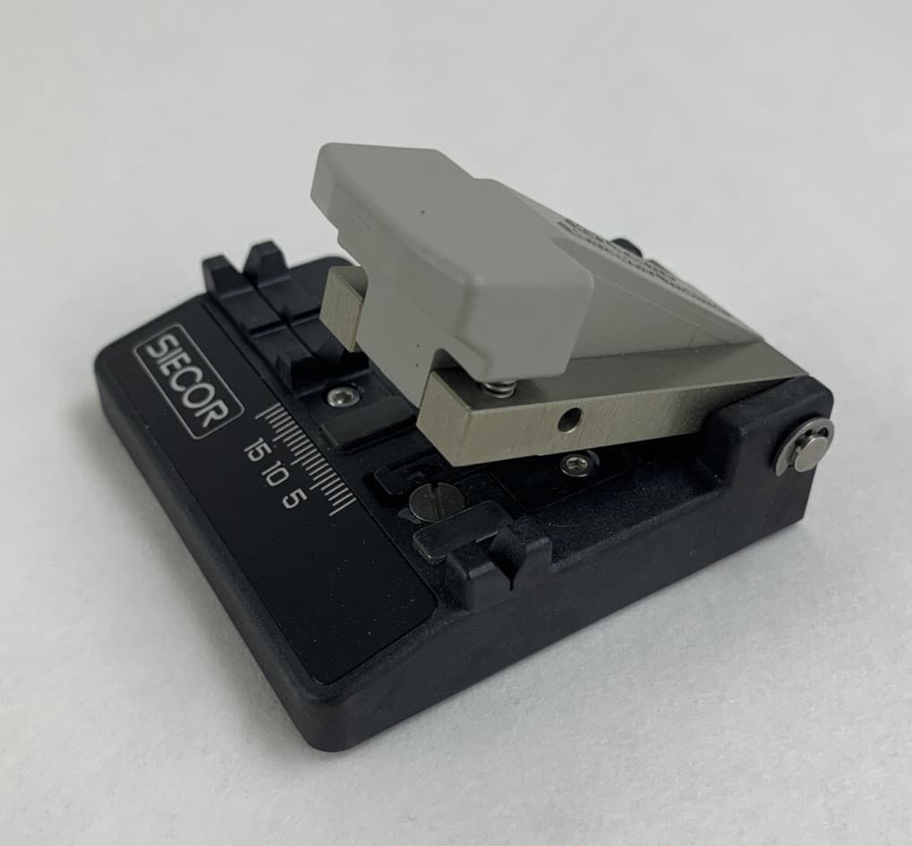 Siecor FBC-006 Corning Cable Systems  High-Precision Fiber Cutter Cleaver 5