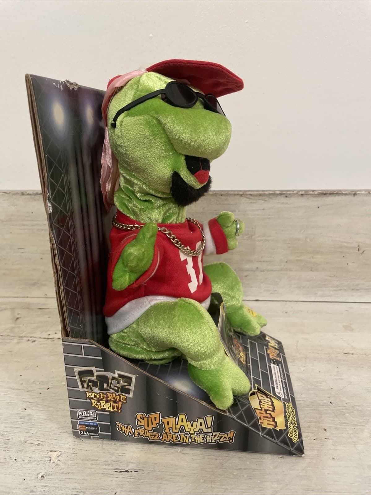 Gemmy Frogz Hip Hop Dancing Frog Jump Around 33 Goatee Sings Dances *Read* 3