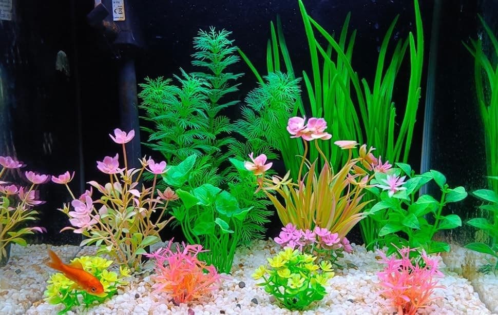 Aquarium Artificial Plastic Plants Decorations，11pcs Fish Tank Green  4