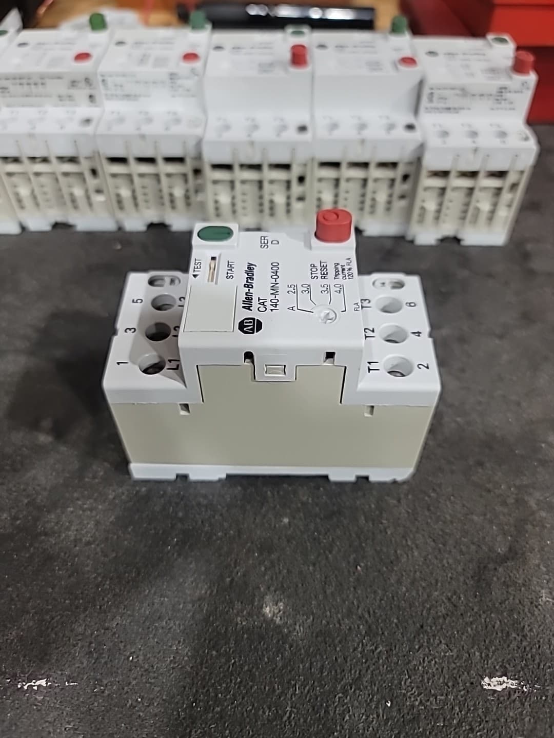 Allen-Bradley CAT 140-MN-0400 STARTER MOTOR BREAKER SERIES D 5