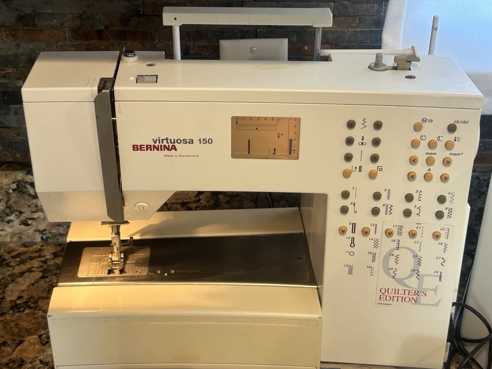 BERNINA 150 Virtuosa Quilter’s Edition w Case Manual Paperwork Extras VIDEO 4