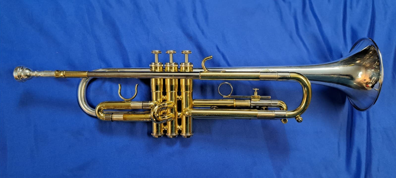 Getzen + Bach 37 Stradivarius silverplated Bell Bb Trumpet - Serviced 5