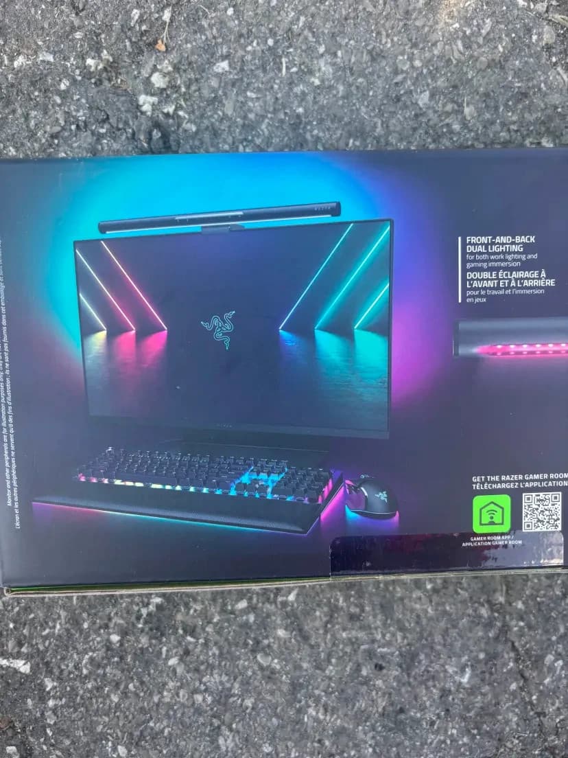 Razer - Aether Monitor RGB LED Light Bar - Black - Gaming Accesory 4