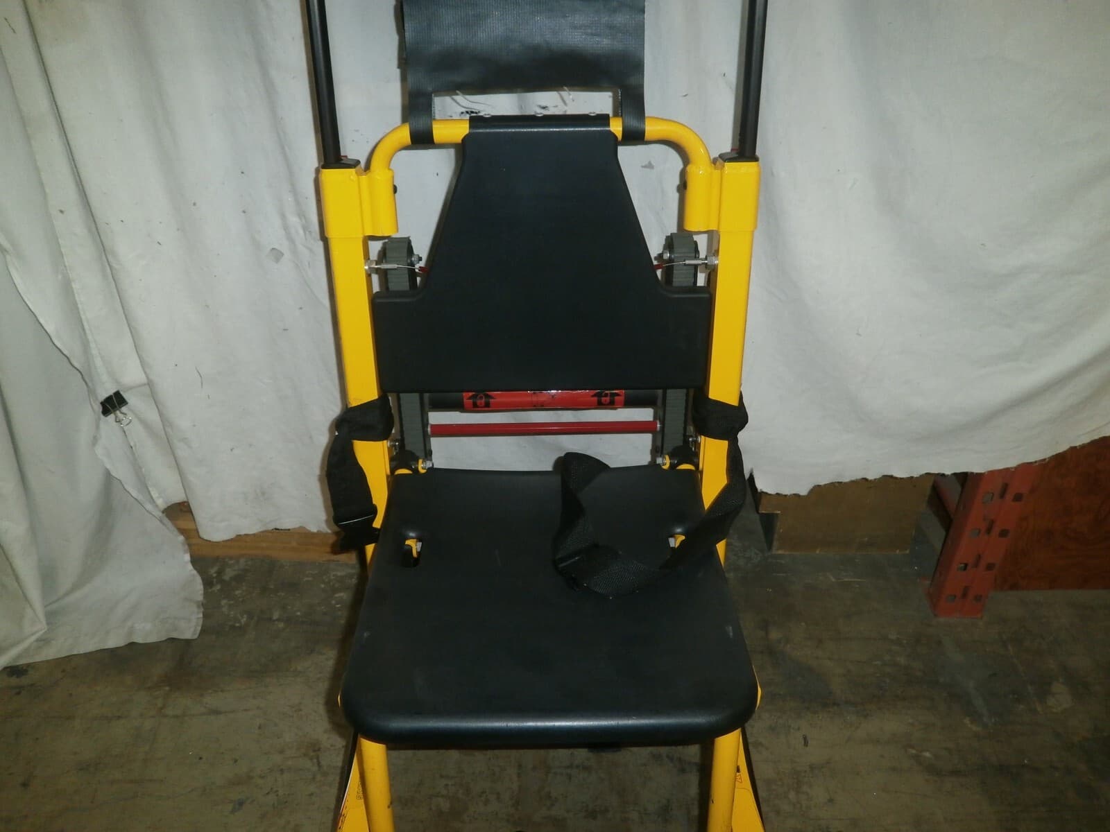 Stryker 6252 Evacuation Chair 6252 STAIR-PRO GOOD TRACK  (No Tariffs) 4