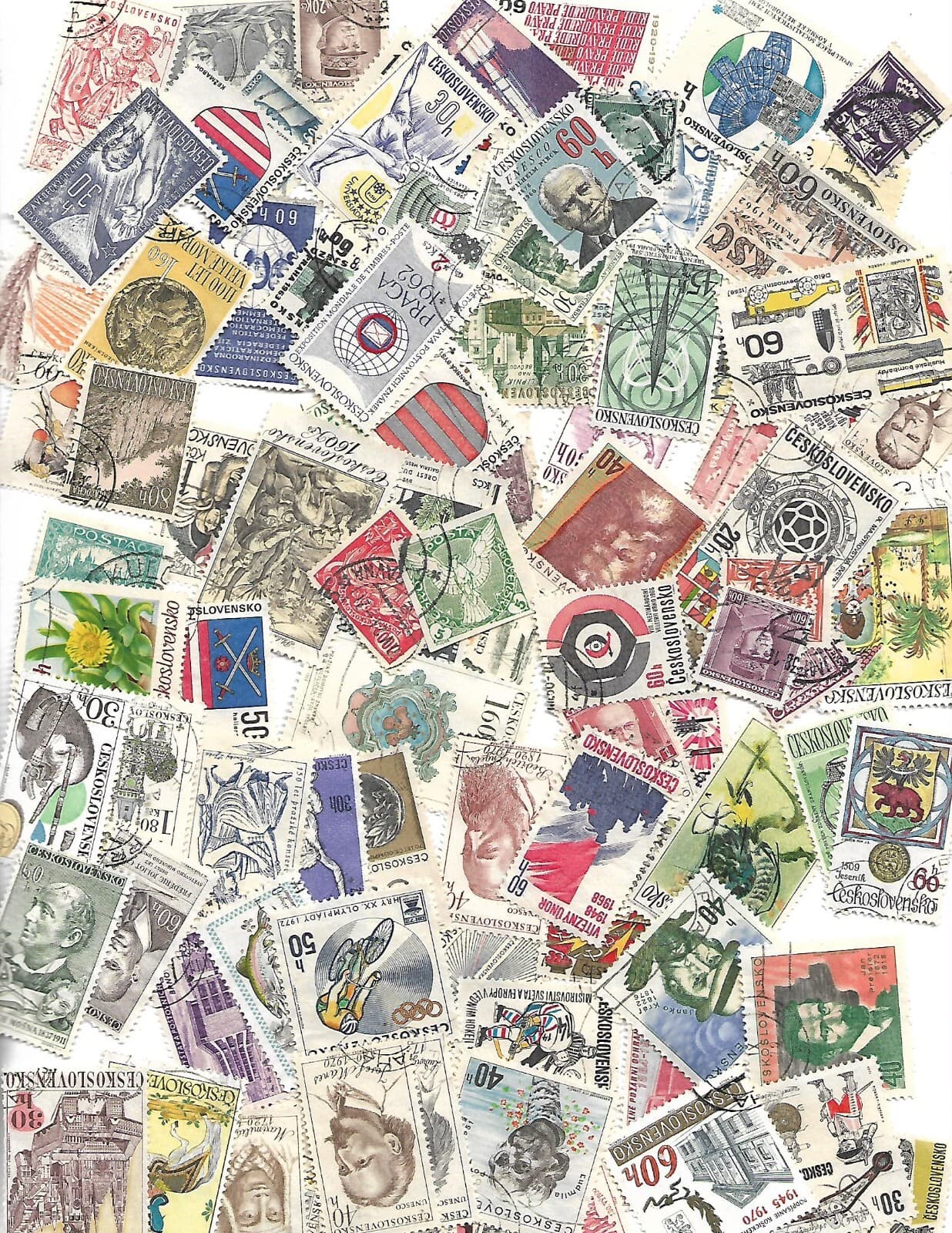 Czechoslovakia   Lot Packs of  100 ALL DIFF. 2