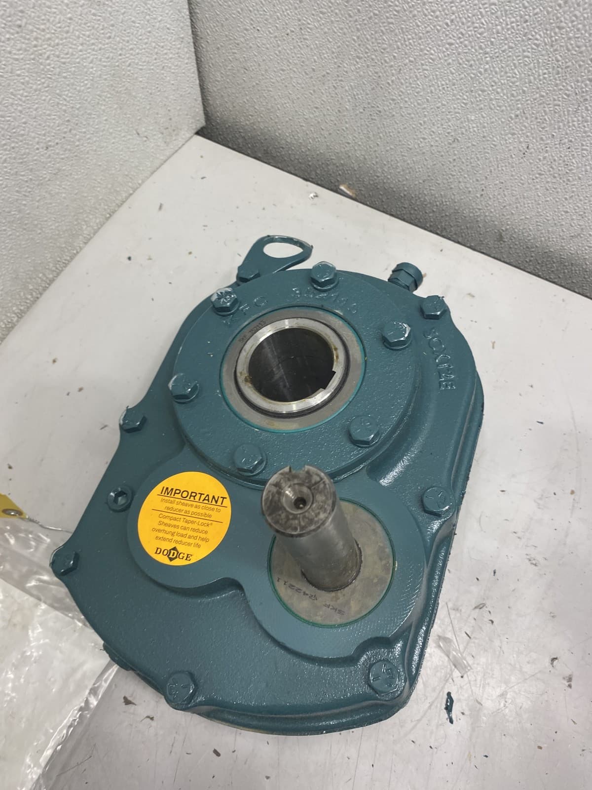 SCXT209A Shaft Mount Speed Reducer - 9:1 Ratio 4