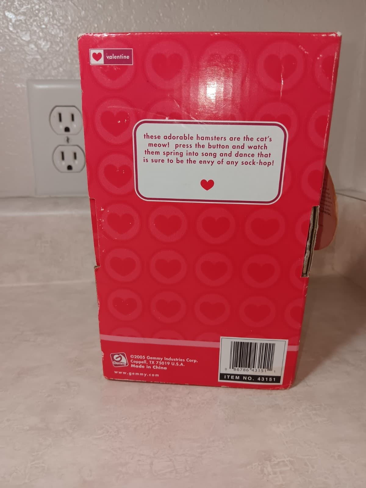 Vtg Dancing Hamster Singing Happy Together and Dancing Valentines Day Gag 7" 5