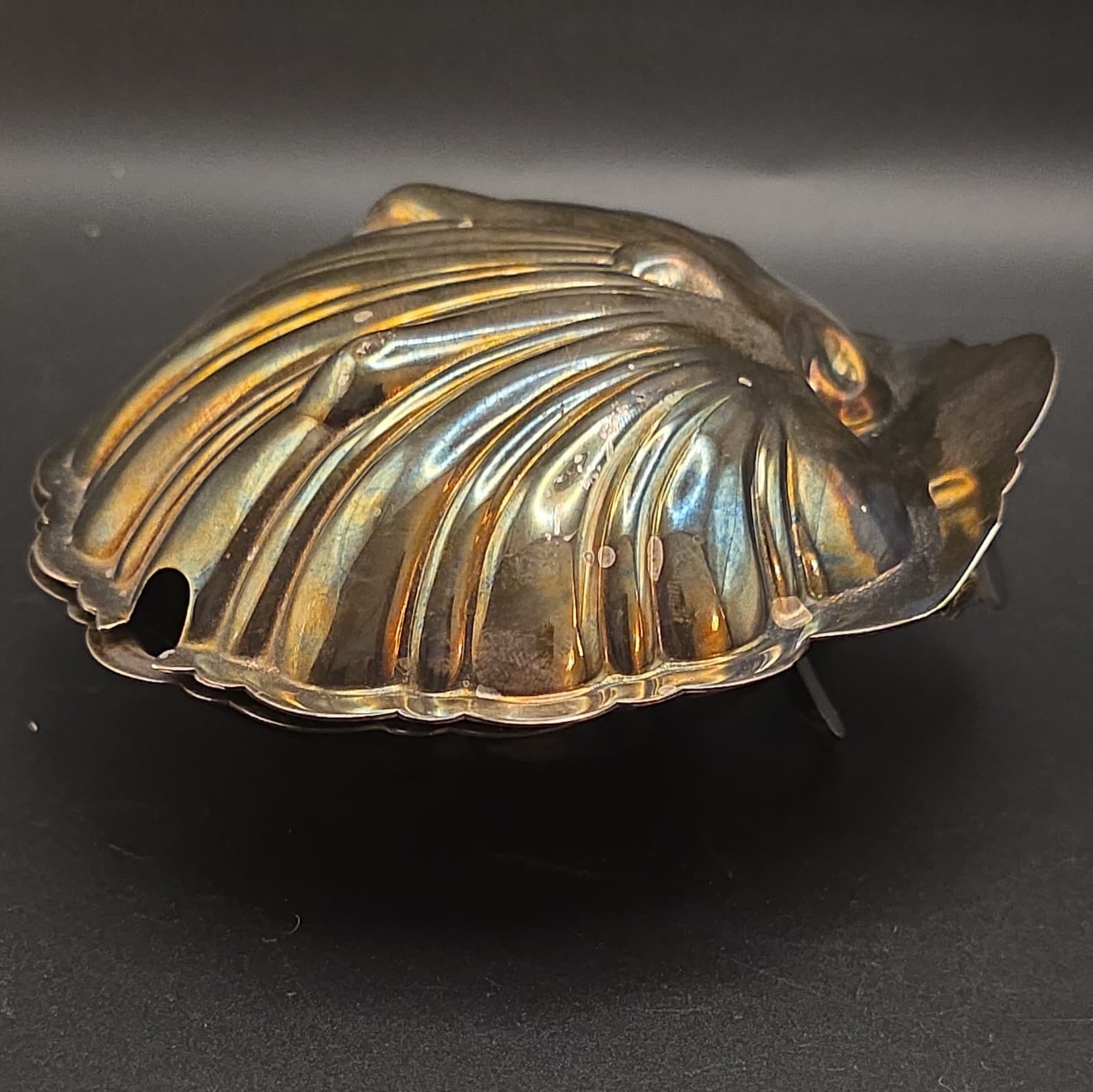  2ps Antique Barker Bros LTD England Silverplate  Clam Shell Butter Dish 5