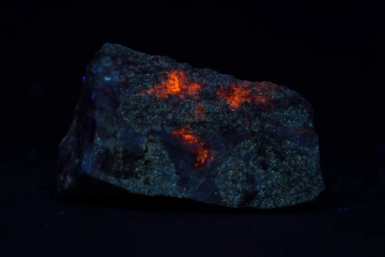 JH24845 Calomel, Eglestonite, Cahill Mine, Cahill Mine 3