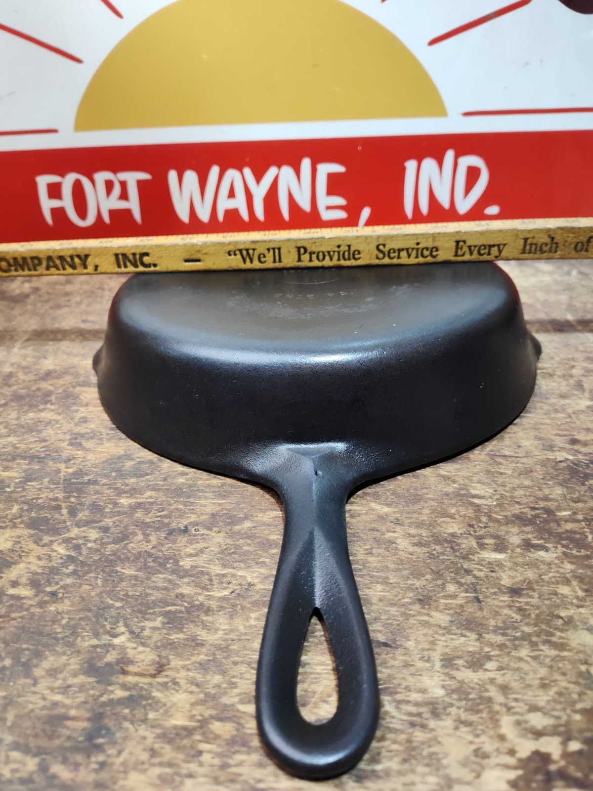 "Fully Restored" GRISWOLD Cast Iron Skillet Pan Small Logo 10" Seasoned Flat 3