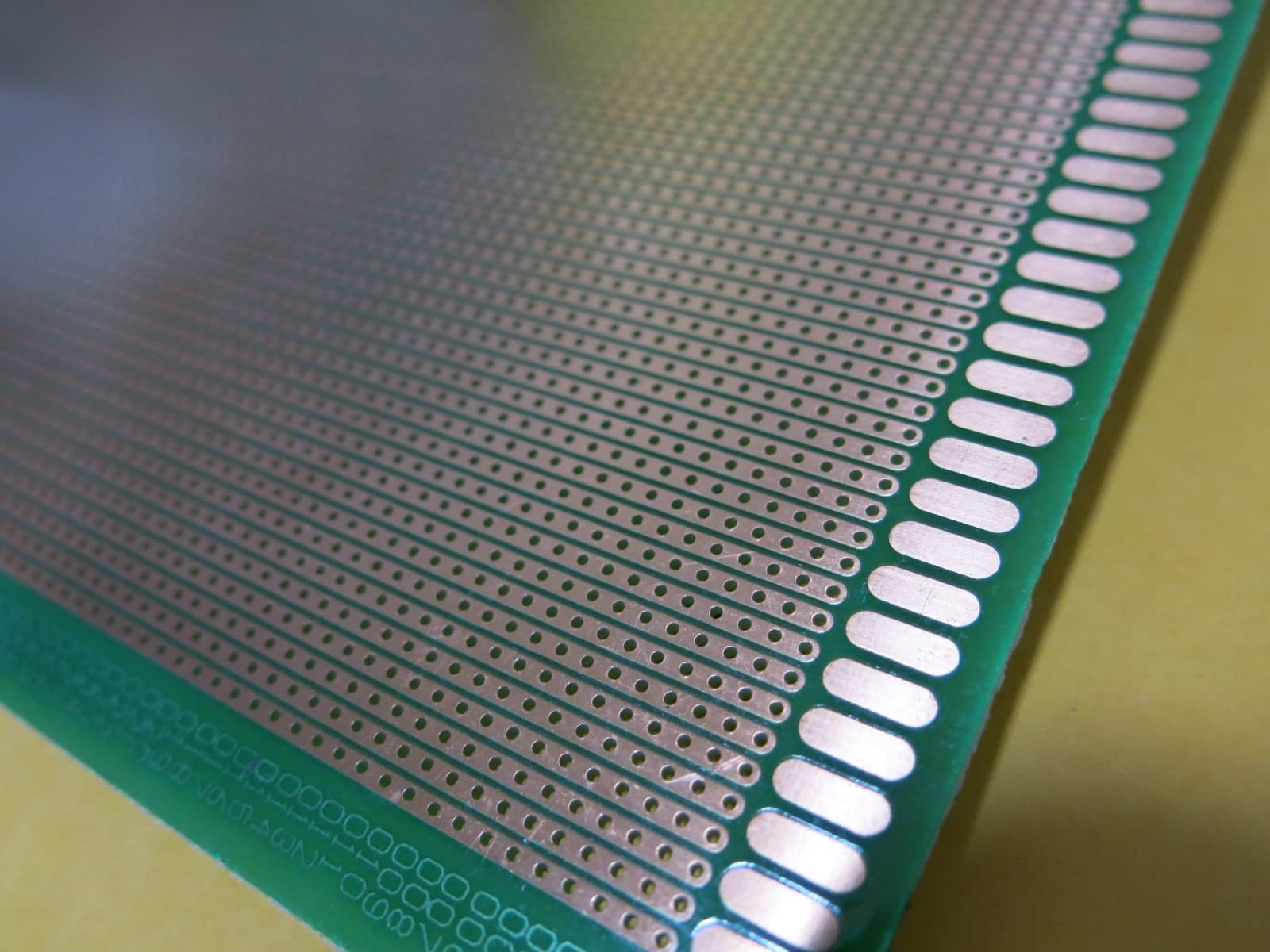 18x30cm Stripboard Prototype paper circuit Board Breadboard vero joint hole FR4 2