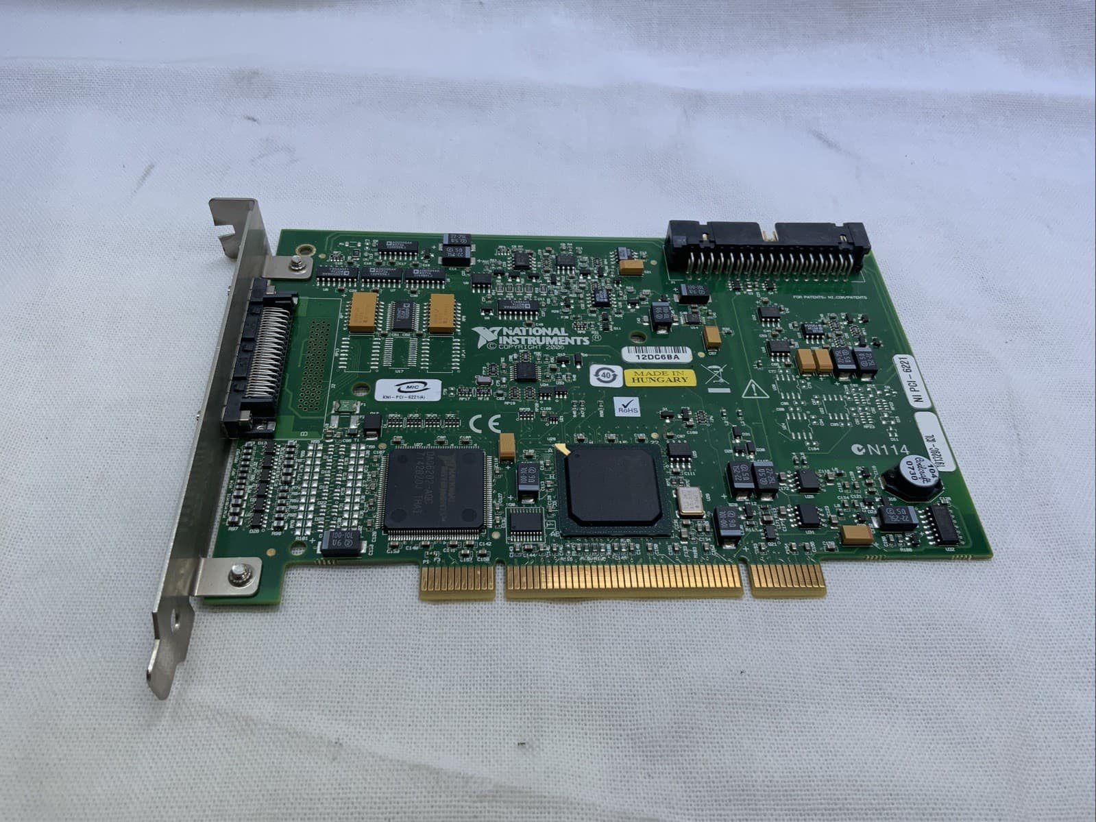 National Instruments PCI-6221 Multifunction Digital I/O Device 2