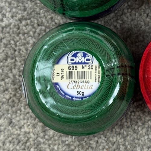 4 DMC Cebelia Crochet Cotton Thread Balls No 30 50g (2) 666 Red & (2) 699 Green 4