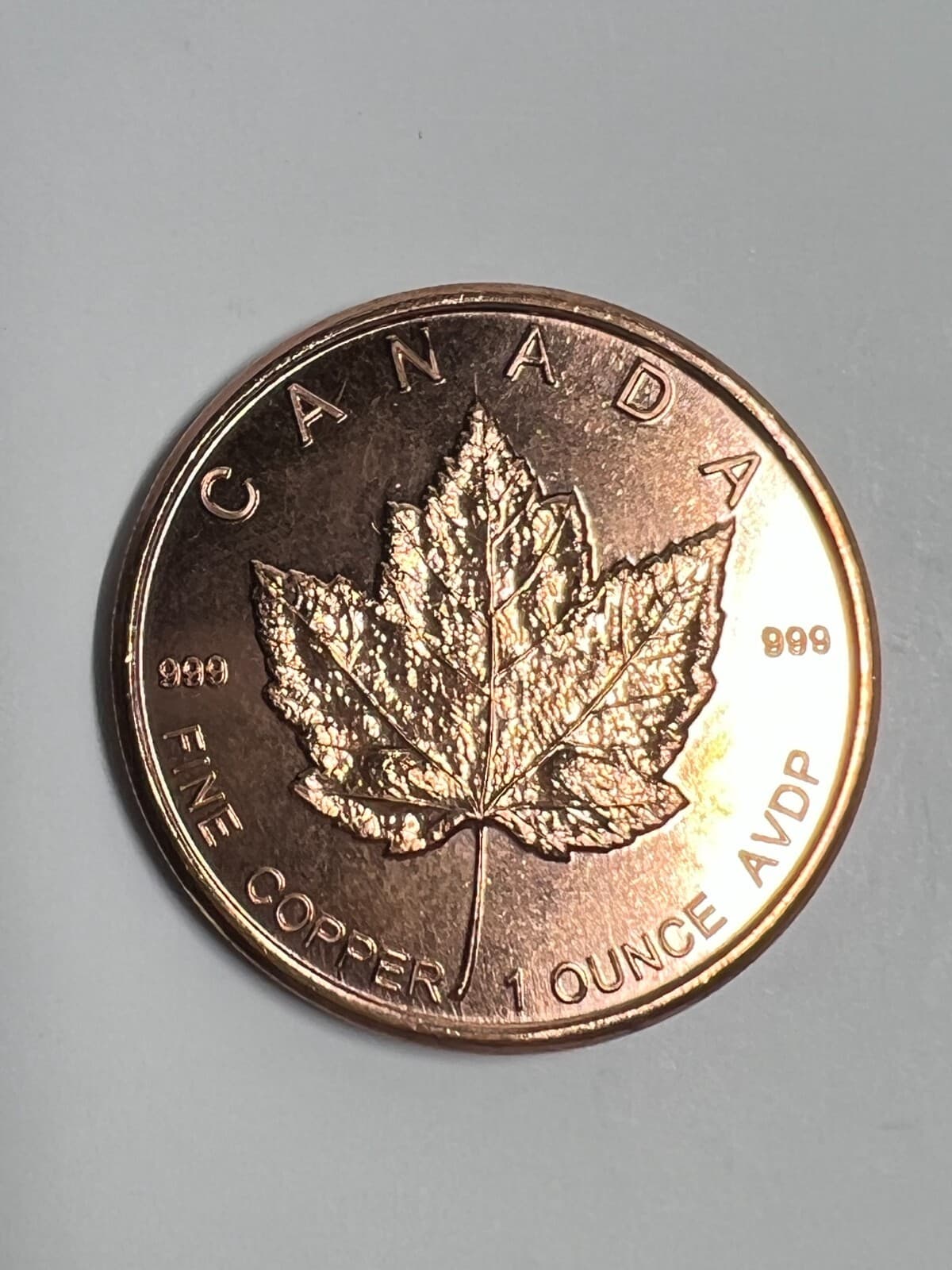 1 oz Copper Round - Canada Maple Leaf Design in Protective Capsule 3