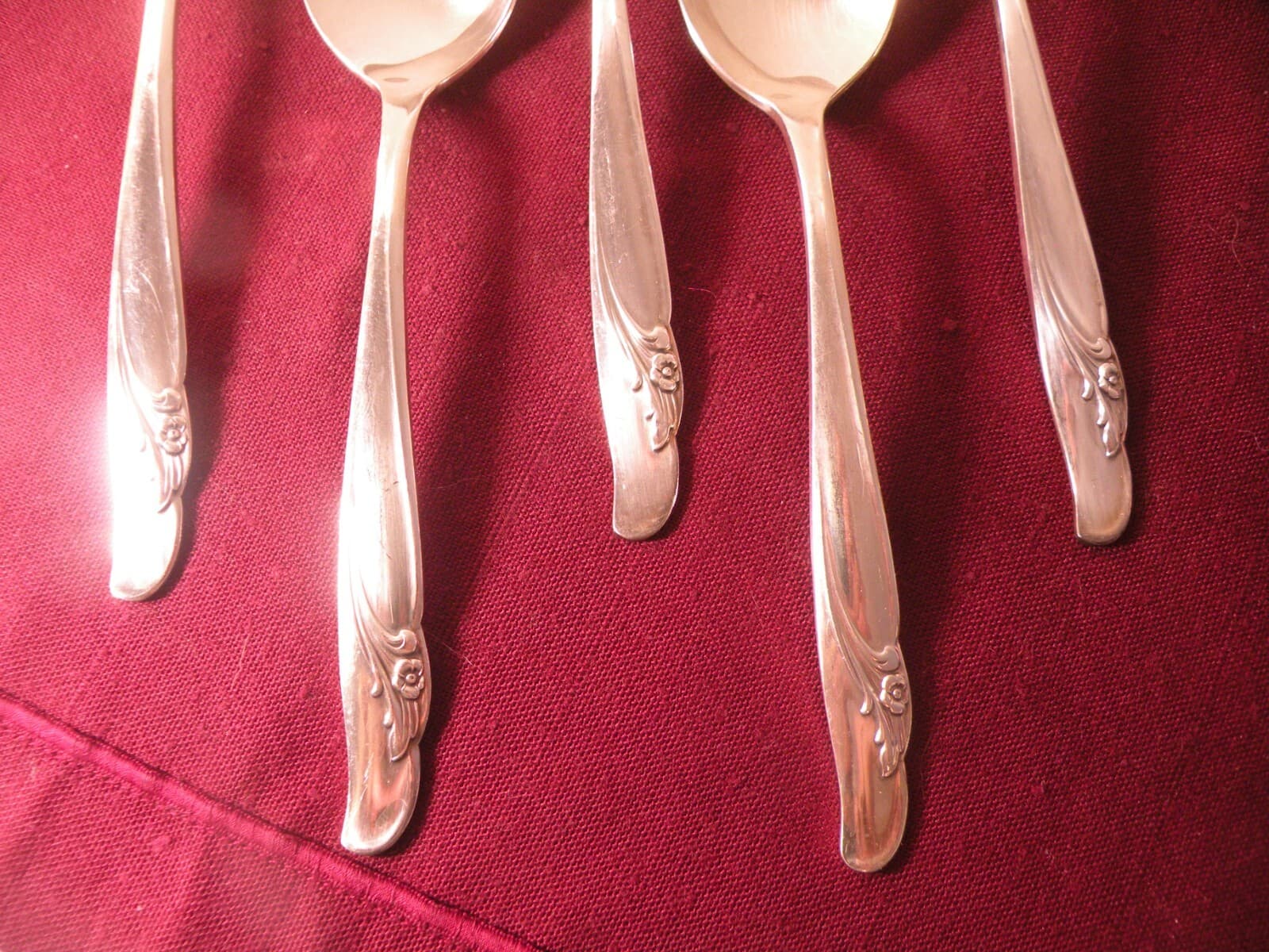 5 Oval Soup Spoons 1957 EXQUISITE Rogers & Bro International Silverplate 7" 3