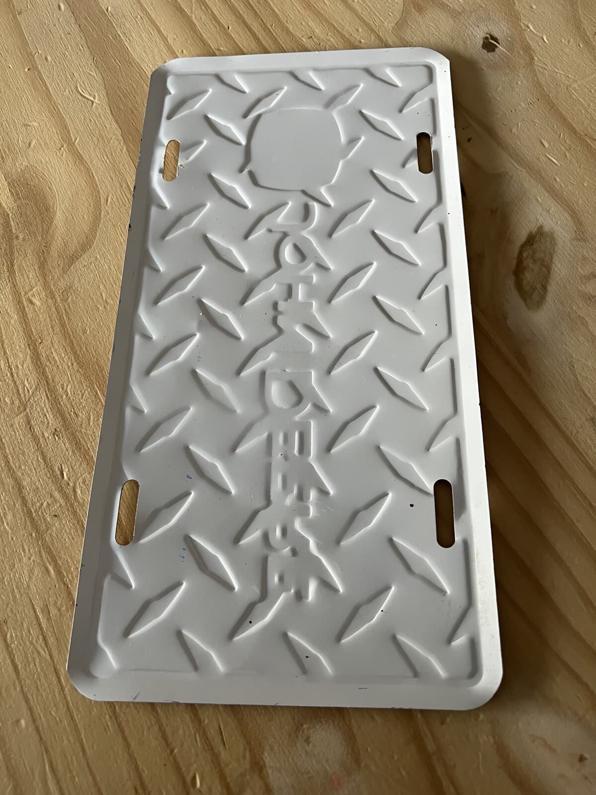 JOHN DEERE SILVER LICENSE PLATE 2