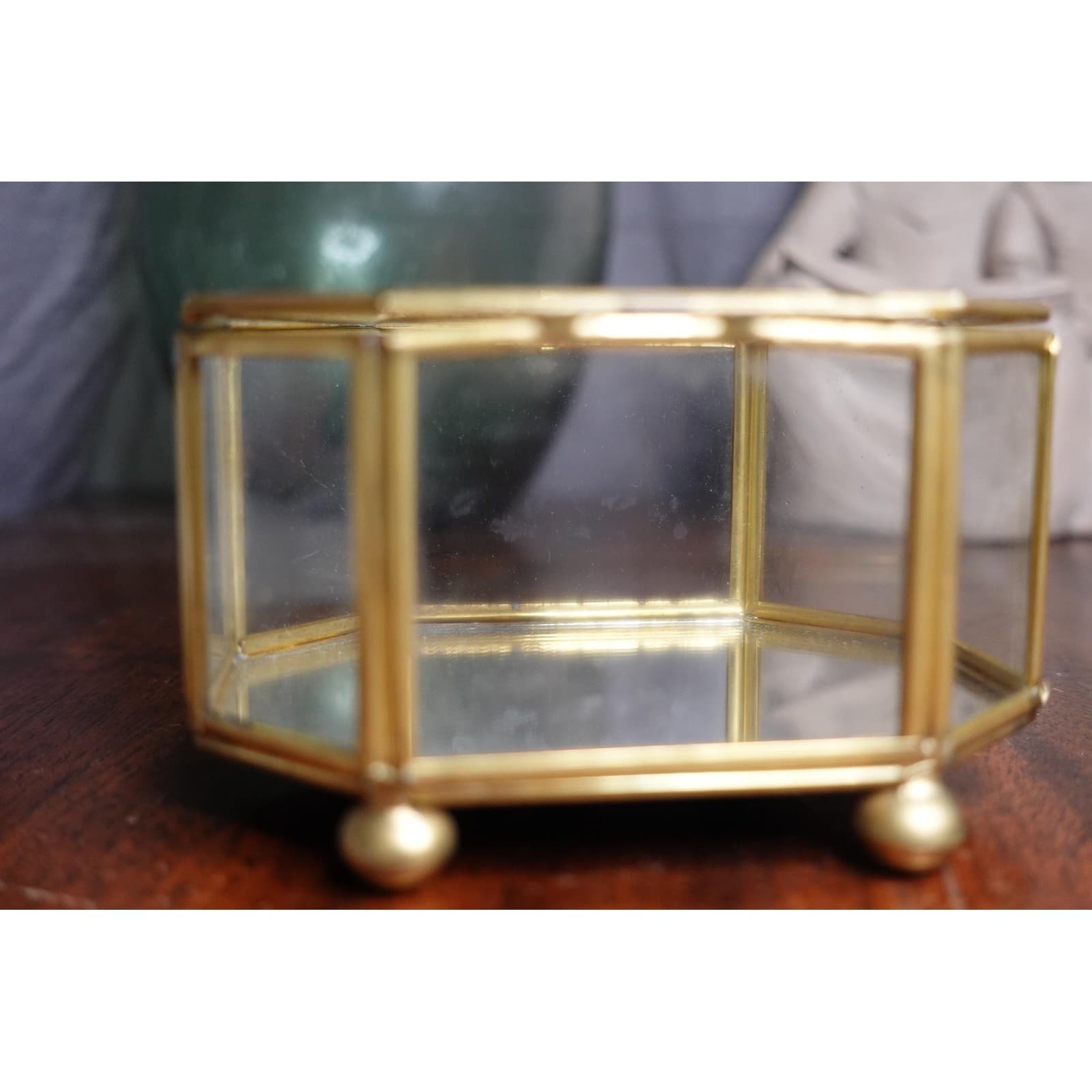 glass gold trim and hinged lid footed octagon jewelry box with mirrored base 6