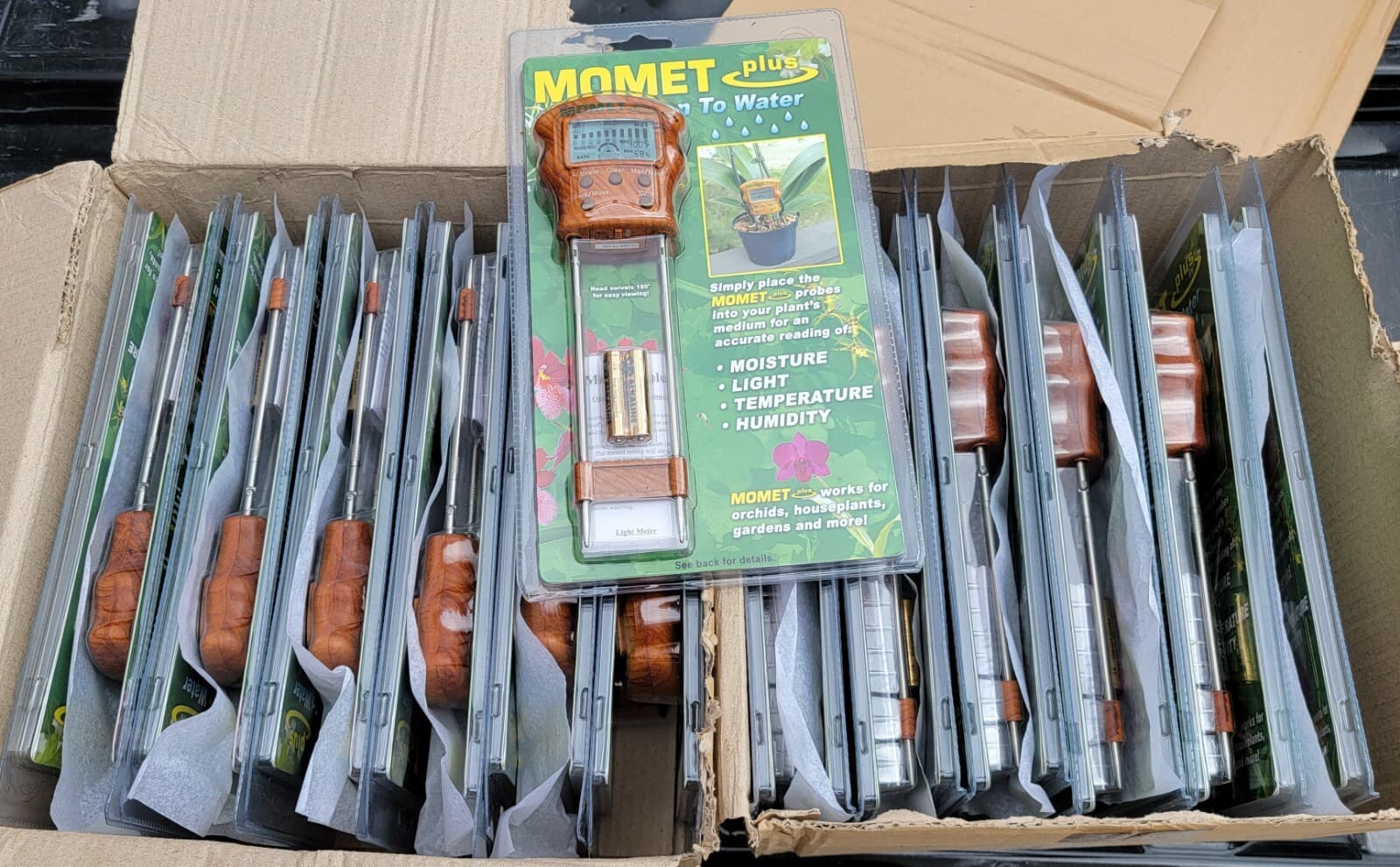 MOMET Plus - Moisture Meter plus Temperature & Humidity Gauge 3