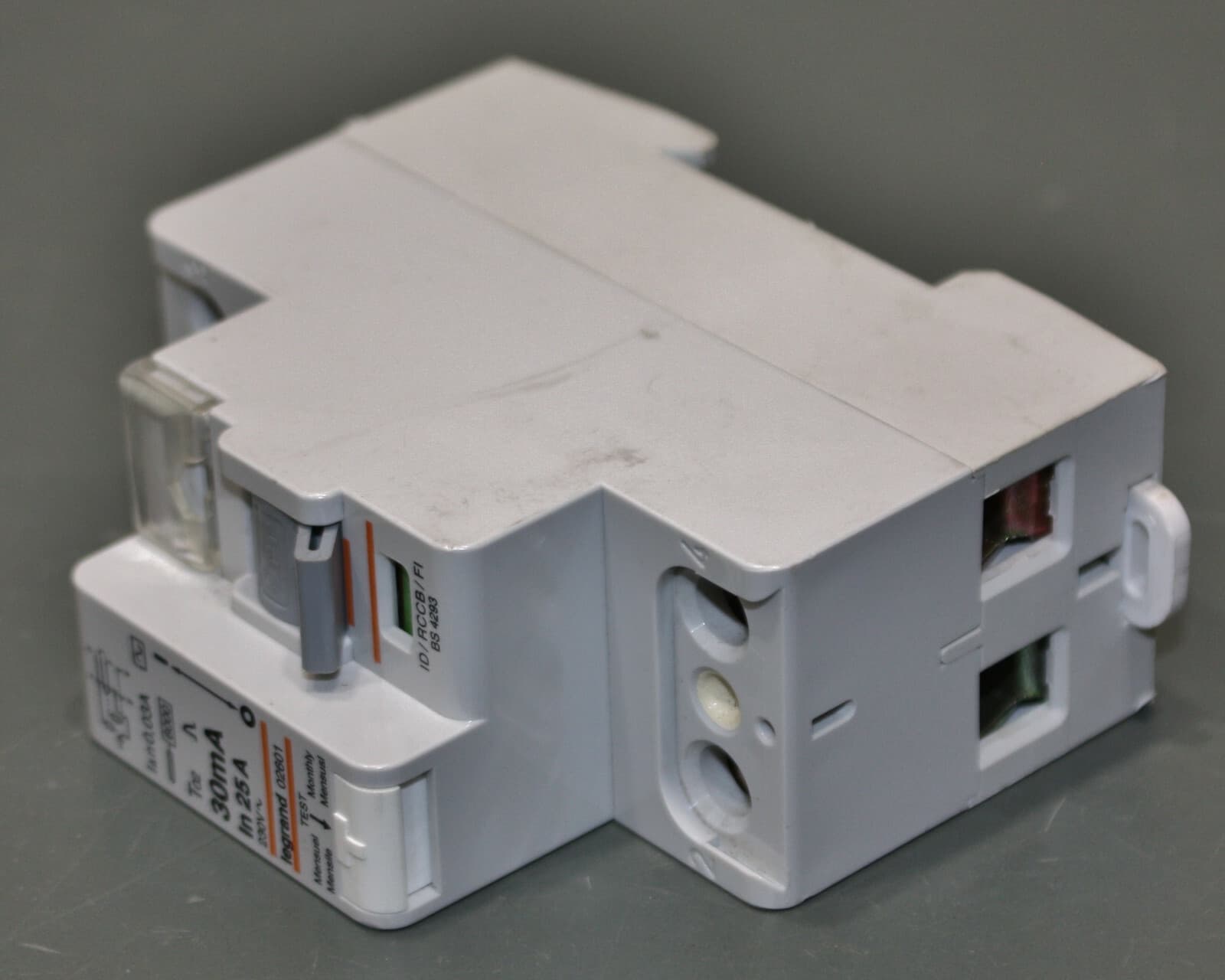 Legrand Circuit Breaker 02601, 25A, 2 Pole, 230V, 30mA, ID RCCB FI RCD, BS 4293 3