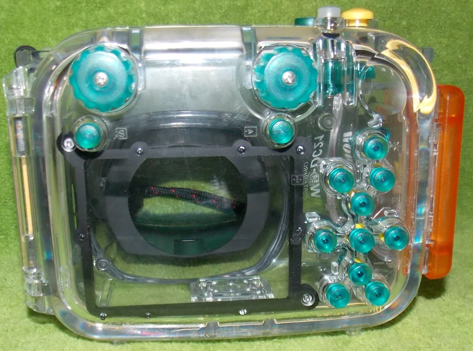 Canon WP-DC21 Waterproof Case for Digital Cameras 40m Depth EUC 3