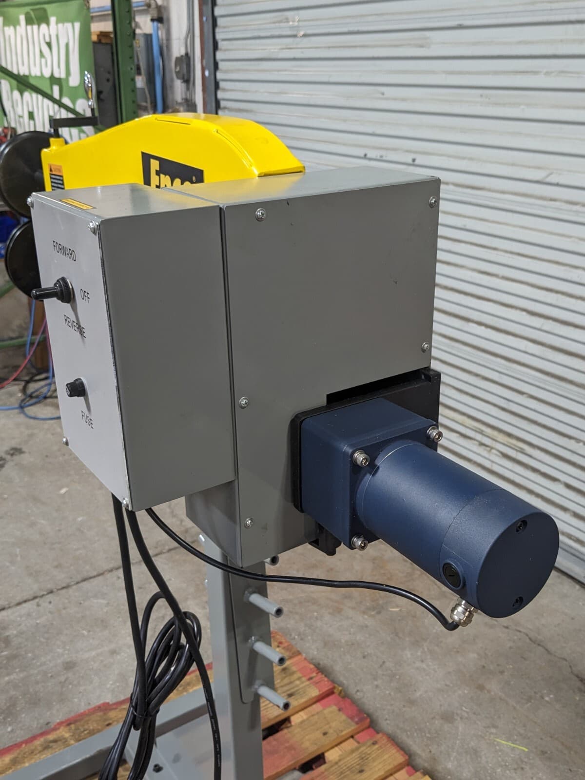 Enco Electric Bead Roller 20 Ga. Capacity 24 In. Throat Depth 110v 1.5 Amp 6