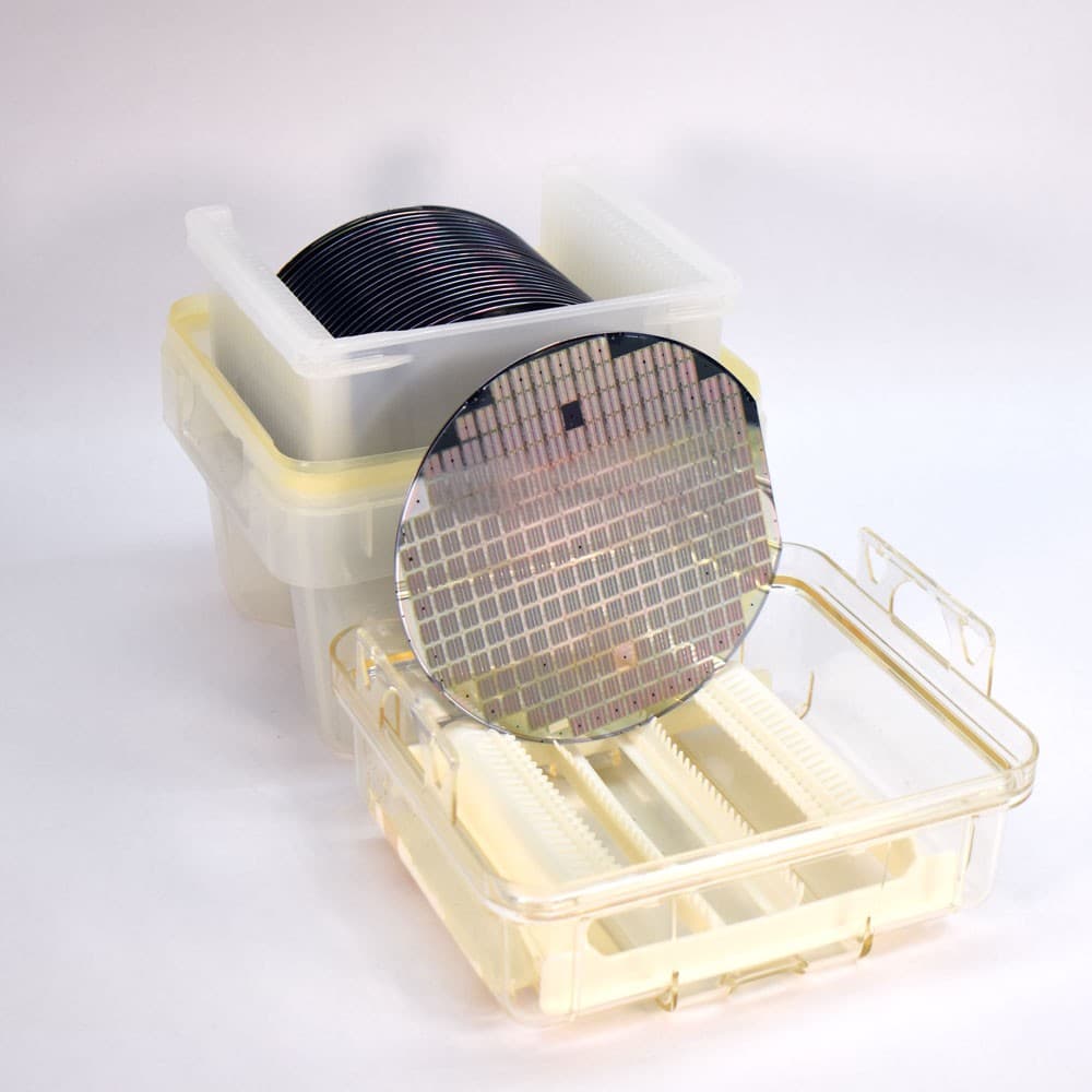 (Lot of 25) Semiconductor Silicon SiC IC Wafer 150mm 6"+ Carrier Case MW150N-D-1 2