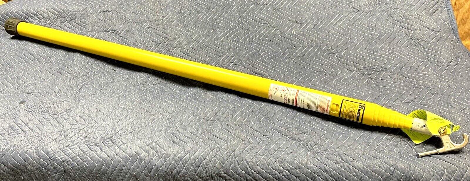 NEW Hastings Tel-O-Pole II HV-240 Telescopic Fiberglass Hot Stick 69" - 39.5 Ft