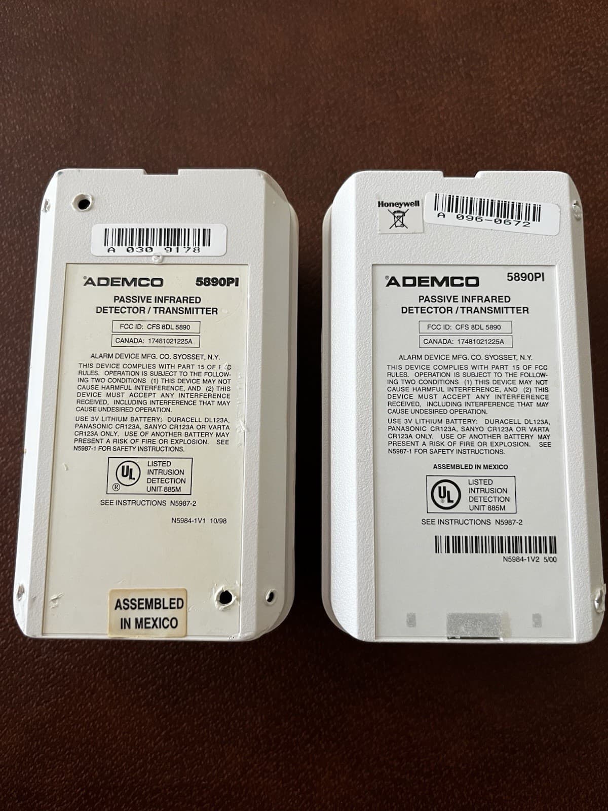 2x Honeywell Ademco 5890PI Motion Detector 40lbs Pet Immunity (016) 2