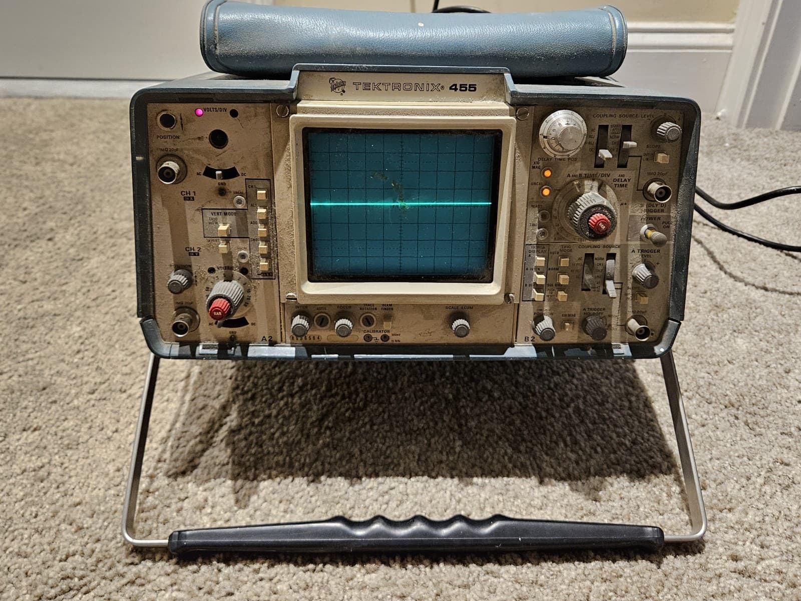 Vintage TEKTRONIX Model 455 Oscilloscope