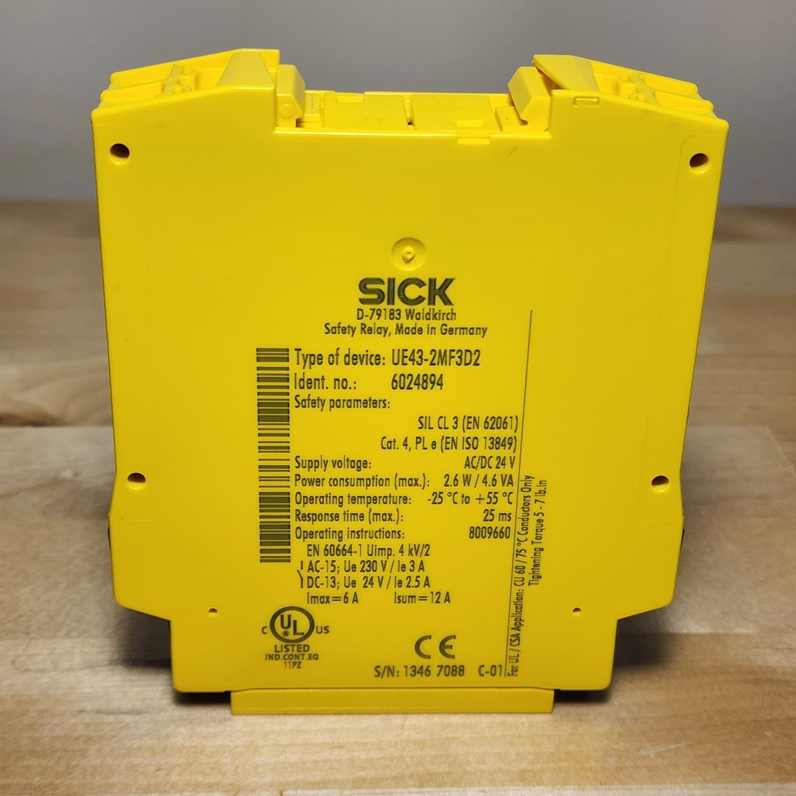 Sick 6024894 Safety Relay UE43-2MF3D2 24V 5