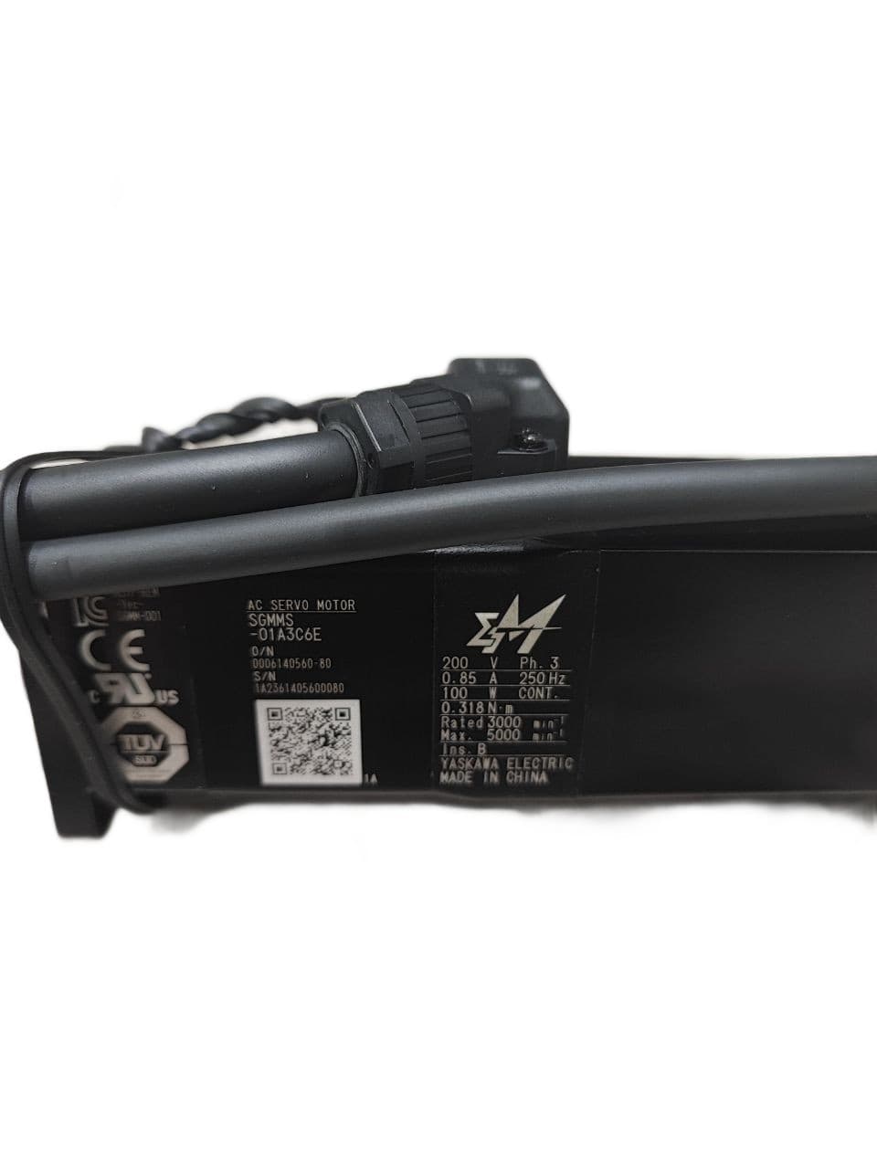 Yaskawa SGMMS-01A3C6E - servo motor 3