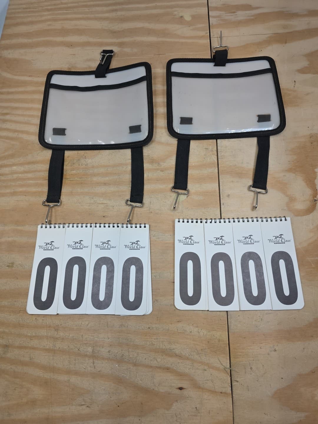 World Class Equine WINNING NUMBERS CASE w/ Numbers For horse saddle Show ~ 2